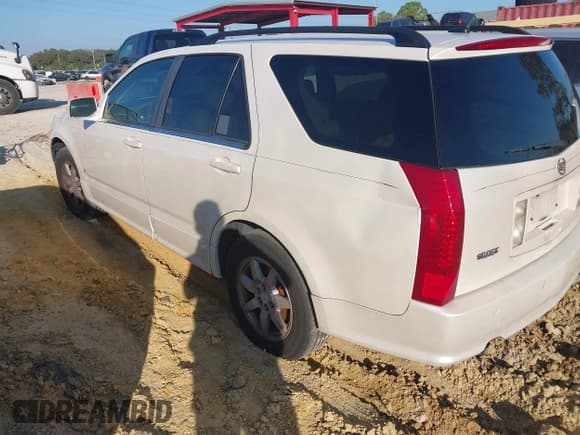 ✅ 2009 Cadillac SRX RWD • VIN: 1GYEE637490121768 • Lot: 43765198. Wystawiony na IAAI z przebiegiem 122 739 mil. Bezpłatny archiwum sprzedaży aukcyjnych z USA i szczegółowy raport historii pojazdu na DreamBid. Zdjęcie 3.