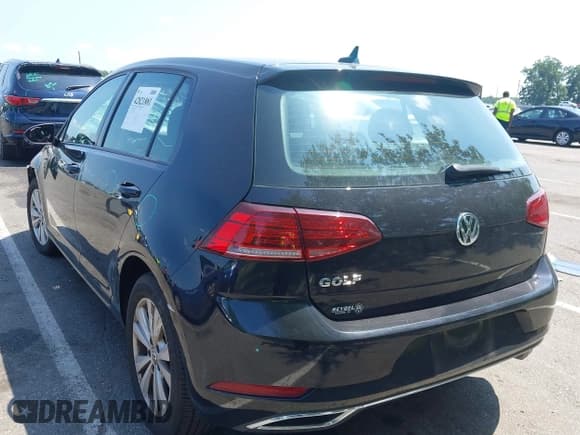 ✅ 2021 Volkswagen Golf S • VIN: 3VWW57AU7MM007856 • Лот: 42821881. Опубликован ранее на IAAI с пробегом 47 587 миль. Бесплатный доступ к архиву аукционных продаж из США и подробный отчёт об истории автомобиля на DreamBid. Изображение 3.