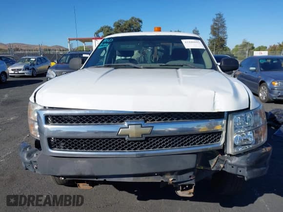 ✅ 2011 Chevrolet Silverado 1500 Work Truck • VIN: 1GCNCPEX1BZ307512 • Lot: 43480692. Listed on IAAI with 177,194 mi. Free auction sales archive from the USA and detailed vehicle history report at DreamBid. Image 12.