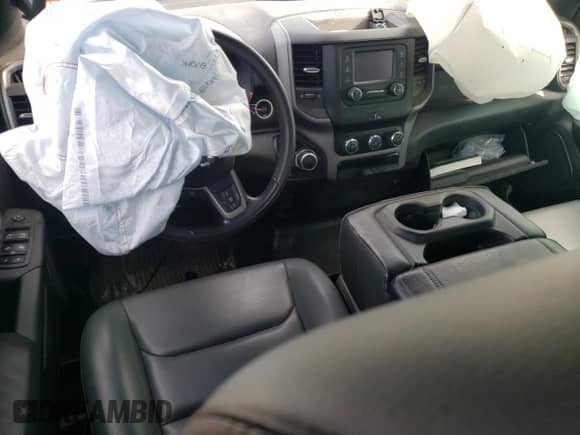 2023 Ram 1500 Tradesman z VIN 1C6RRENT3PN579230, wystawiony jako Copart lot #88556905 z przebiegiem 33 699 mil mil oraz Szkoda całkowita • Salvage title. Historia ofert i sprzedaży dostępna na DreamBid. Obrazek 8.