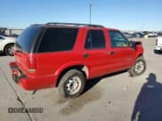 ✅ 2004 Chevrolet Blazer LS • VIN: 1GNDT13X34K133196 • Lot: 41810145. Wystawiony na Copart z przebiegiem 137 412 mil. Bezpłatny archiwum sprzedaży aukcyjnych z USA i szczegółowy raport historii pojazdu na DreamBid. Zdjęcie 3.