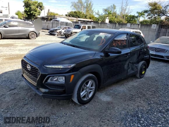 ✅ 2021 Hyundai Kona SE • VIN: KM8K12AA5MU641003 • Лот: 79708843. Опубликован ранее на Copart с пробегом 41 852 миль. Бесплатный доступ к архиву аукционных продаж из США и подробный отчёт об истории автомобиля на DreamBid. Изображение 1.