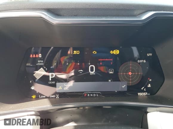 ✅ 2024 GMC Canyon 4WD AT4X • VIN: 1GTP6EEK4R1146736 • Lot: 51126715. Wystawiony na Copart z przebiegiem 15 037 mil. Bezpłatny archiwum sprzedaży aukcyjnych z USA i szczegółowy raport historii pojazdu na DreamBid. Zdjęcie 9.