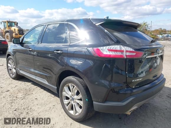 ✅ 2020 Ford Edge Titanium • VIN: 2FMPK4K92LBA15514 • Lot: 43532924. Wystawiony na IAAI z przebiegiem 57 092 mil. Bezpłatny archiwum sprzedaży aukcyjnych z USA i szczegółowy raport historii pojazdu na DreamBid. Zdjęcie 3.