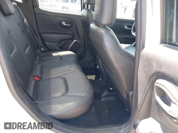 ✅ 2018 Jeep Renegade Limited • VIN: ZACCJBDB1JPG87602 • Lot: 42429235. Wystawiony na IAAI z przebiegiem 208 032 mil. Bezpłatny archiwum sprzedaży aukcyjnych z USA i szczegółowy raport historii pojazdu na DreamBid. Zdjęcie 8.