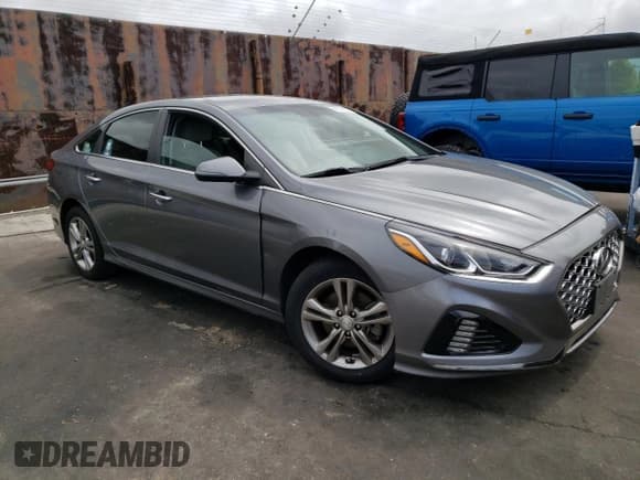 ✅ 2019 Hyundai Sonata SEL • VIN: 5NPE34AF5KH776833 • Лот: 56529343. Опубликован ранее на Copart с пробегом 98 306 миль. Бесплатный доступ к архиву аукционных продаж из США и подробный отчёт об истории автомобиля на DreamBid. Изображение 4.