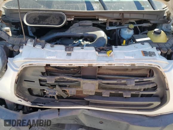 ✅ 2017 Ford Transit • VIN: 1FTYE1ZM1HKB43653 • Lot: 53069015. Wystawiony na Copart z przebiegiem 204 390 mil. Bezpłatny archiwum sprzedaży aukcyjnych z USA i szczegółowy raport historii pojazdu na DreamBid. Zdjęcie 14.