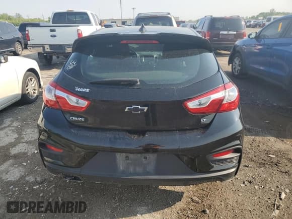 ✅ 2018 Chevrolet Cruze LT • VIN: 3G1BE6SM4JS653561 • Lot: 52698073. Listed on Copart with 92,605 mi. Free auction sales archive from the USA and detailed vehicle history report at DreamBid. Image 6.