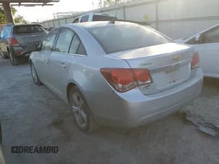✅ 2014 Chevrolet Cruze 2LT • VIN: 1G1PE5SB2E7301131 • Лот: 86685185. Опубликован ранее на Copart с пробегом 126 081 миль. Бесплатный доступ к архиву аукционных продаж из США и подробный отчёт об истории автомобиля на DreamBid. Изображение 2.