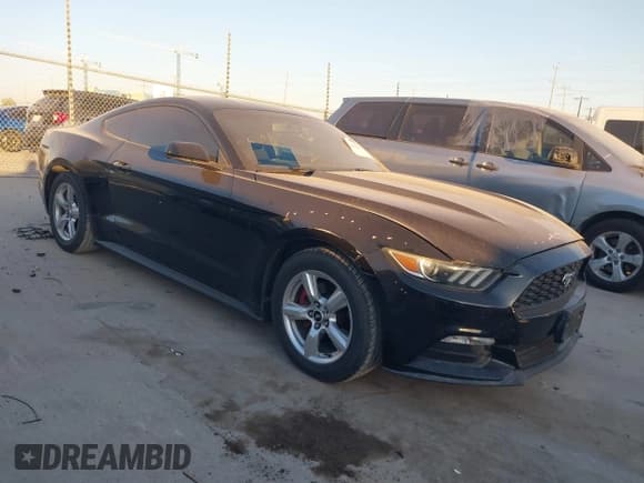 ✅ 2015 Ford Mustang V6 • VIN: 1FA6P8AM6F5375608 • Lot: 43633229. Wystawiony na IAAI z przebiegiem 128 409 mil. Bezpłatny archiwum sprzedaży aukcyjnych z USA i szczegółowy raport historii pojazdu na DreamBid. Zdjęcie 1.