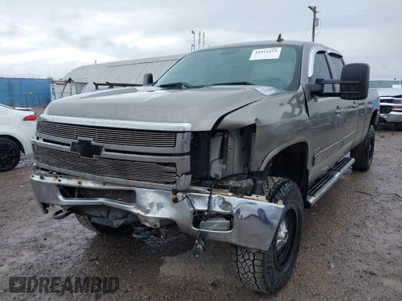 ✅ 2013 Chevrolet Silverado 2500HD LTZ • VIN: 1GC1KYE87DF165039 • Lot: 42915354. Listed on IAAI with 160,197 mi. Free auction sales archive from the USA and detailed vehicle history report at DreamBid. Image 6.