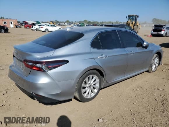 ✅ 2024 Toyota Camry LE • VIN: 4T1C11AK2RU869152 • Лот: 81751845. Опубликован ранее на Copart с пробегом 42 149 миль. Бесплатный доступ к архиву аукционных продаж из США и подробный отчёт об истории автомобиля на DreamBid. Изображение 3.