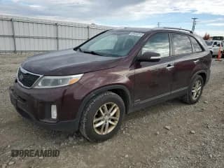 ✅ 2015 Kia Sorento LX • VIN: 5XYKTCA62FG571304 • Lot: 82444815. Listed on Copart with 228,978 mi. Free auction sales archive from the USA and detailed vehicle history report at DreamBid. Image 1.