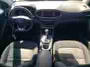 2017 Hyundai Ioniq SEL с VIN KMHC75LC6HU031572, выставлен на аукционе Copart как лот 49340214 с пробегом 99 278 миль миль и Списание • Salvage title. История ставок и продаж доступна на DreamBid. Изображение 8.