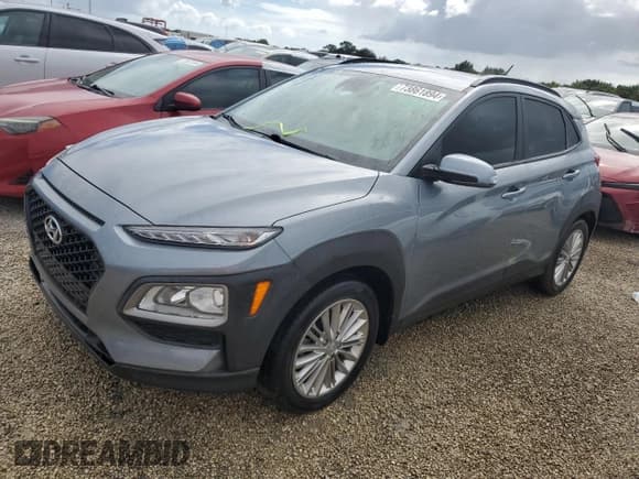 ✅ 2021 Hyundai Kona SEL • VIN: KM8K22AA9MU668489 • Лот: 73861894. Опубликован ранее на Copart с пробегом 32 770 миль. Бесплатный доступ к архиву аукционных продаж из США и подробный отчёт об истории автомобиля на DreamBid. Изображение 1.