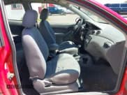 ✅ 2004 Ford Focus ZX3 • VIN: 3FAFP31374R103234 • Лот: 39544903. Опубликован ранее на IAAI с пробегом 203 103 миль. Бесплатный доступ к архиву аукционных продаж из США и подробный отчёт об истории автомобиля на DreamBid. Изображение 5.