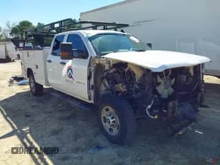 2019 Chevrolet Silverado 2500HD Work Truck z VIN 2GB2CREG4K1195834, wystawiony jako IAAI lot #43398503 z przebiegiem 176 259 mil mil oraz . Historia ofert i sprzedaży dostępna na DreamBid. Obrazek 1.