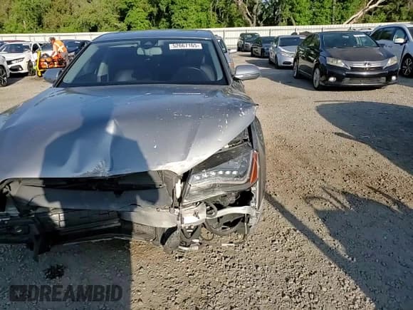 ✅ 2012 Audi A8 • VIN: WAURVAFD2CN016861 • Lot: 52667165. Listed on Copart with 101,793 mi. Free auction sales archive from the USA and detailed vehicle history report at DreamBid. Image 11.