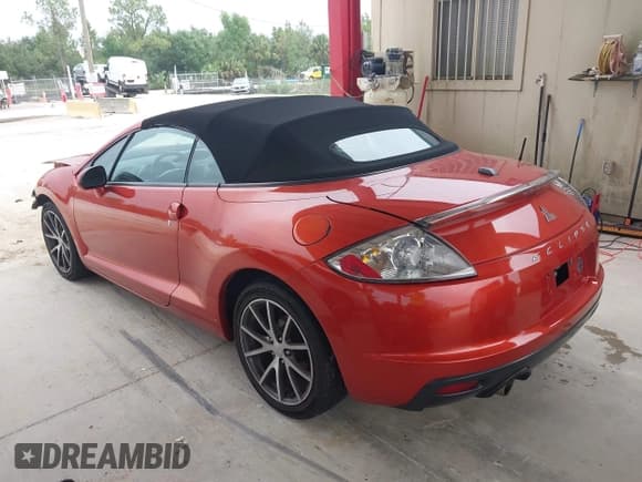 ✅ 2012 Mitsubishi Eclipse GS Sport • VIN: 4A37L2EF9CE001568 • Lot: 42627005. Wystawiony na IAAI z przebiegiem 68 169 mil. Bezpłatny archiwum sprzedaży aukcyjnych z USA i szczegółowy raport historii pojazdu na DreamBid. Zdjęcie 3.