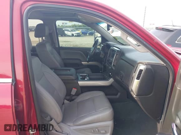 ✅ 2018 Chevrolet Silverado 1500 LTZ • VIN: 3GCUKSEC9JG625651 • Lot: 42664292. Wystawiony na IAAI z przebiegiem 72 562 mil. Bezpłatny archiwum sprzedaży aukcyjnych z USA i szczegółowy raport historii pojazdu na DreamBid. Zdjęcie 5.