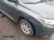 ✅ 2013 Toyota Highlander • VIN: 5TDZA3EH3DS036403 • Lot: 43058226. Wystawiony na IAAI z przebiegiem 135 542 mil. Bezpłatny archiwum sprzedaży aukcyjnych z USA i szczegółowy raport historii pojazdu na DreamBid. Zdjęcie 6.