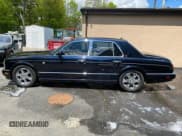 ✅ 2002 Bentley Arnage • VIN: SCBLC31E62CX08029 • Lot: 91598965. Wystawiony na Copart z przebiegiem 86 082 mil. Bezpłatny archiwum sprzedaży aukcyjnych z USA i szczegółowy raport historii pojazdu na DreamBid. Zdjęcie 13.