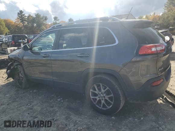 ✅ 2014 Jeep Cherokee Latitude • VIN: 1C4PJMCS0EW152140 • Lot: 89499005. Wystawiony na Copart z przebiegiem 147 459 mil. Bezpłatny archiwum sprzedaży aukcyjnych z USA i szczegółowy raport historii pojazdu na DreamBid. Zdjęcie 2.