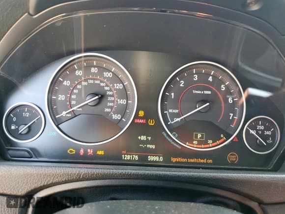 ✅ 2015 BMW 4 Series 435i • VIN: WBA4B1C56FG241213 • Лот: 71556545. Опубликован ранее на Copart с пробегом 128 176 миль. Бесплатный доступ к архиву аукционных продаж из США и подробный отчёт об истории автомобиля на DreamBid. Изображение 9.