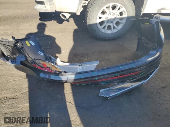 ✅ 2022 Hyundai Santa Fe Calligraphy • VIN: 5NMS5DAL6NH472088 • Lot: 58846614. Wystawiony na Copart z przebiegiem 10 165 mil. Bezpłatny archiwum sprzedaży aukcyjnych z USA i szczegółowy raport historii pojazdu na DreamBid. Zdjęcie 13.