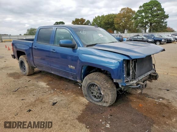 ✅ 2017 Chevrolet Silverado 1500 LT • VIN: 3GCPCREC8HG308313 • Lot: 93638885. Wystawiony na Copart z przebiegiem 102 836 mil. Bezpłatny archiwum sprzedaży aukcyjnych z USA i szczegółowy raport historii pojazdu na DreamBid. Zdjęcie 4.