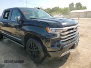 ✅ 2025 Chevrolet Silverado 1500 High Country • VIN: 1GCUKJE89SZ107806 • Лот: 68886995. Опубликован ранее на Copart с пробегом Не указан. Бесплатный доступ к архиву аукционных продаж из США и подробный отчёт об истории автомобиля на DreamBid. Изображение 13.