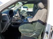 ✅ 2018 Ford F-150 Lariat • VIN: 1FTEW1CP0JKE35948 • Lot: 84523155. Wystawiony na Copart z przebiegiem 164 392 mil. Bezpłatny archiwum sprzedaży aukcyjnych z USA i szczegółowy raport historii pojazdu na DreamBid. Zdjęcie 7.