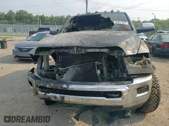 ✅ 2018 Ram 2500 Laramie • VIN: 3C6UR5FL3JG193951 • Lot: 66851595. Listed on Copart with Not provided. Free auction sales archive from the USA and detailed vehicle history report at DreamBid. Image 13.