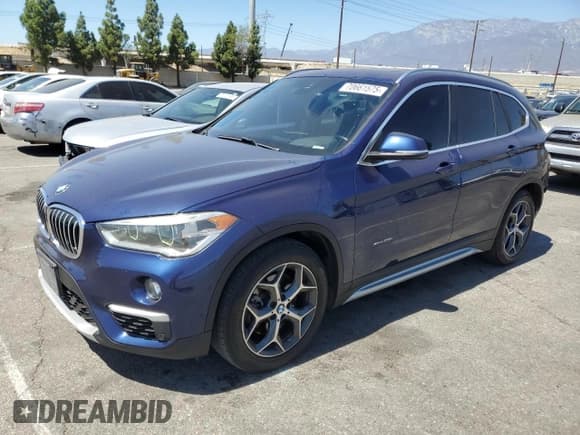 ✅ 2016 BMW X1 xDrive28i • VIN: WBXHT3C36G5E55083 • Лот: 70661575. Опубликован ранее на Copart с пробегом 94 810 миль. Бесплатный доступ к архиву аукционных продаж из США и подробный отчёт об истории автомобиля на DreamBid. Изображение 1.