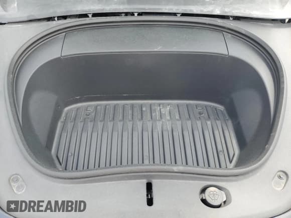 ✅ 2024 Tesla Model 3 • VIN: 5YJ3E1EA8RF749228 • Lot: 54073925. Wystawiony na Copart z przebiegiem 5 369 mil. Bezpłatny archiwum sprzedaży aukcyjnych z USA i szczegółowy raport historii pojazdu na DreamBid. Zdjęcie 11.