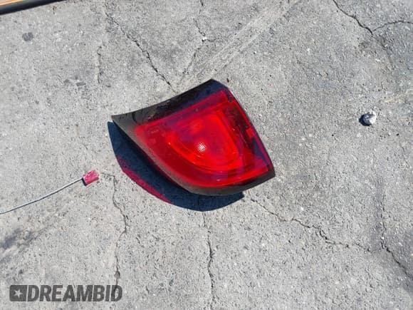 ✅ 2017 Chrysler Pacifica Touring L • VIN: 2C4RC1BG8HR753078 • Lot: 43171168. Listed on IAAI with 192,678 mi. Free auction sales archive from the USA and detailed vehicle history report at DreamBid. Image 12.