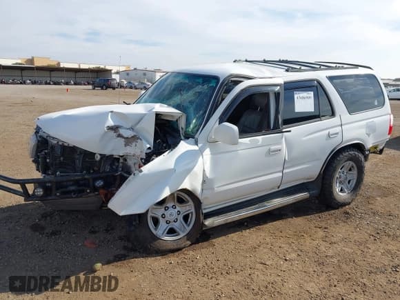 ✅ 2001 Toyota 4Runner SR5 • VIN: JT3GN86R910216939 • Lot: 43686909. Listed on IAAI with Not provided. Free auction sales archive from the USA and detailed vehicle history report at DreamBid. Image 2.