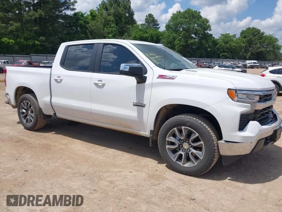 ✅ 2025 Chevrolet Silverado 1500 • VIN: 3GCUKDE82SG115781 • Лот: 42093356. Опубликован ранее на IAAI с пробегом 4 455 миль. Бесплатный доступ к архиву аукционных продаж из США и подробный отчёт об истории автомобиля на DreamBid. Изображение 1.