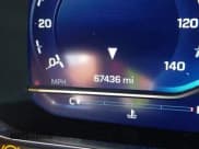 ✅ 2023 Chevrolet Tahoe High Country • VIN: 1GNSKTKL7PR169313 • Lot: 42801943. Wystawiony na IAAI z przebiegiem 67 436 mil. Bezpłatny archiwum sprzedaży aukcyjnych z USA i szczegółowy raport historii pojazdu na DreamBid. Zdjęcie 16.