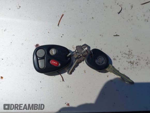 ✅ 2000 Cadillac DeVille • VIN: 1G6KD54YXYU183408 • Lot: 42723067. Listed on IAAI with 93,518 mi. Free auction sales archive from the USA and detailed vehicle history report at DreamBid. Image 11.