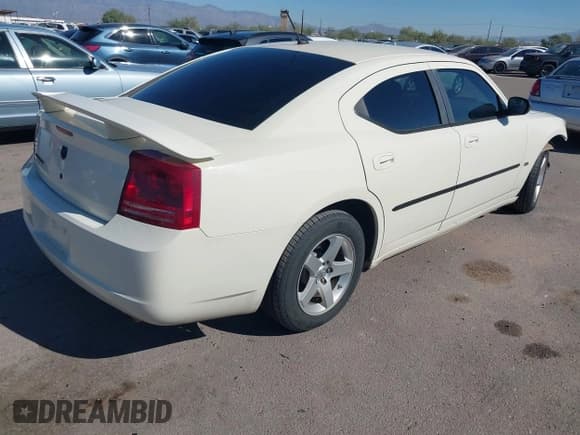✅ 2008 Dodge Charger • VIN: 2B3KA43G08H247307 • Lot: 43594230. Listed on IAAI with 129,150 mi. Free auction sales archive from the USA and detailed vehicle history report at DreamBid. Image 4.