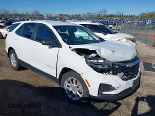 ✅ 2023 Chevrolet Equinox LS • VIN: 3GNAXHEG9PL157728 • Lot: 41824713. Wystawiony na IAAI z przebiegiem 48 067 mil. Bezpłatny archiwum sprzedaży aukcyjnych z USA i szczegółowy raport historii pojazdu na DreamBid. Zdjęcie 1.