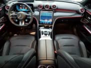 ✅ 2023 Mercedes-Benz C 43 AMG • VIN: W1KAF8HB1PR096515 • Lot: 82021674. Wystawiony na Copart z przebiegiem 18 594 mil. Bezpłatny archiwum sprzedaży aukcyjnych z USA i szczegółowy raport historii pojazdu na DreamBid. Zdjęcie 8.