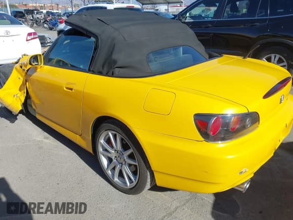 ✅ 2005 Honda S2000 • VIN: JHMAP21415S000788 • Lot: 41279503. Wystawiony na IAAI z przebiegiem 43 519 mil. Bezpłatny archiwum sprzedaży aukcyjnych z USA i szczegółowy raport historii pojazdu na DreamBid. Zdjęcie 3.