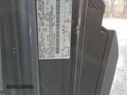 ✅ 2015 Ford Transit Cargo • VIN: 1FTYR2CM5FKA84249 • Lot: 43156985. Wystawiony na Copart z przebiegiem 118 843 mil. Bezpłatny archiwum sprzedaży aukcyjnych z USA i szczegółowy raport historii pojazdu na DreamBid. Zdjęcie 13.