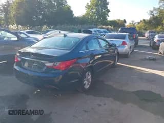 ✅ 2012 Hyundai Sonata GLS • VIN: 5NPEB4AC9CH472754 • Lot: 43407147. Listed on IAAI with 245,579 mi. Free auction sales archive from the USA and detailed vehicle history report at DreamBid. Image 4.