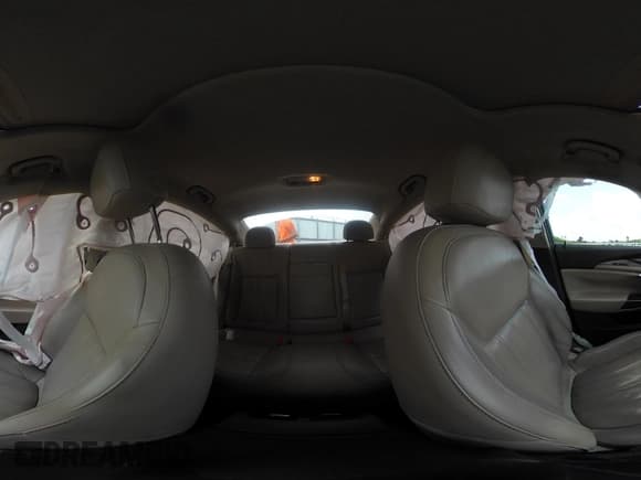 ✅ 2014 Buick Regal Premium I • VIN: 2G4GN5EX7E9261900 • Lot: 42231313. Wystawiony na IAAI z przebiegiem 111 720 mil. Bezpłatny archiwum sprzedaży aukcyjnych z USA i szczegółowy raport historii pojazdu na DreamBid. Zdjęcie 18.