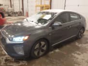 ✅ 2020 Hyundai Ioniq Preferred • VIN: KMHC85LC1LU203268 • Lot: 41249301. Wystawiony na IAAI z przebiegiem 14 005 mil. Bezpłatny archiwum sprzedaży aukcyjnych z USA i szczegółowy raport historii pojazdu na DreamBid. Zdjęcie 17.