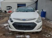 ✅ 2014 Hyundai Sonata • VIN: KMHEC4A48EA104836 • Lot: 39113694. Wystawiony na Copart z przebiegiem 168 730 mil. Bezpłatny archiwum sprzedaży aukcyjnych z USA i szczegółowy raport historii pojazdu na DreamBid. Zdjęcie 5.