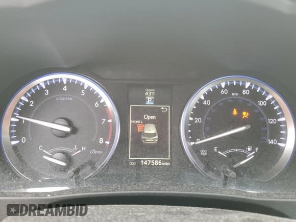 ✅ 2016 Toyota Highlander XLE • VIN: 5TDJKRFH3GS300963 • Lot: 92726075. Wystawiony na Copart z przebiegiem 147 586 mil. Bezpłatny archiwum sprzedaży aukcyjnych z USA i szczegółowy raport historii pojazdu na DreamBid. Zdjęcie 9.